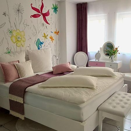 Ferienwohnung Kessler รูสท์ ภายนอก รูปภาพ